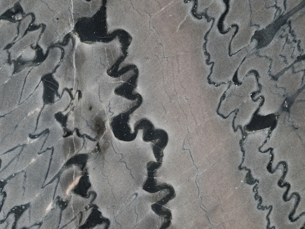Черная луна